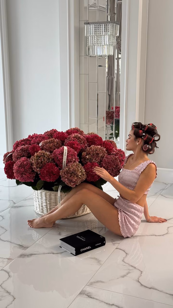 Композиція з гортензії Ruby та гортензії Royal Palace